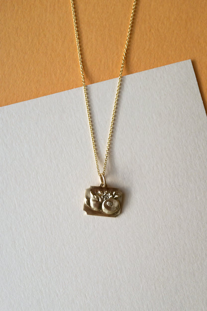 Relievo Necklace - Peaches and Pit “Tenderhearted”
