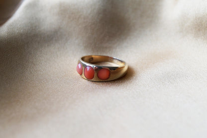 Victorian Flush Set Coral Three-stone Ring
