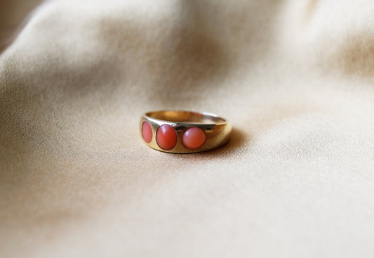 Victorian Flush Set Coral Three-stone Ring