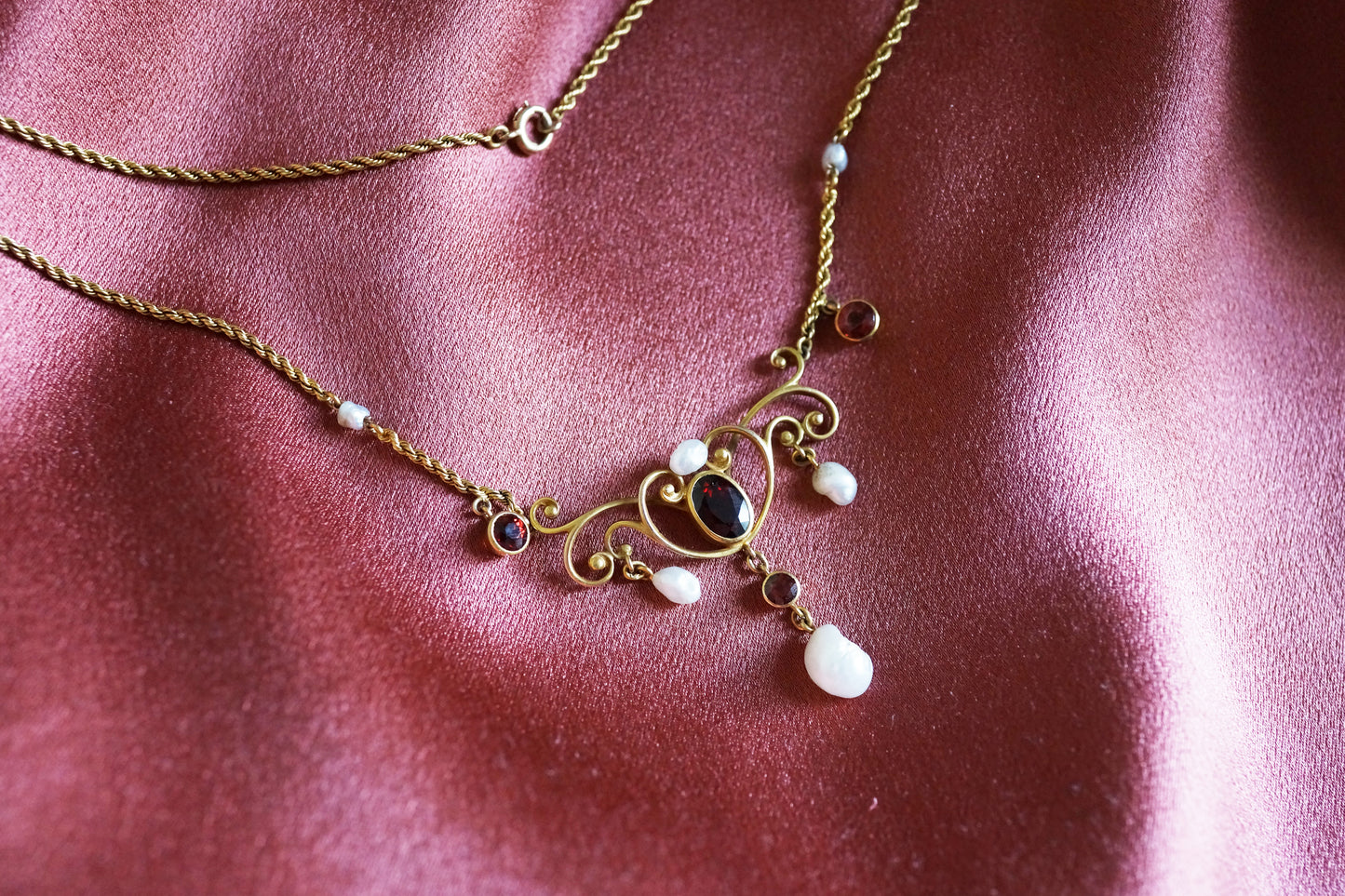 Art Nouveau Garnet and Pearl Festoon Necklace