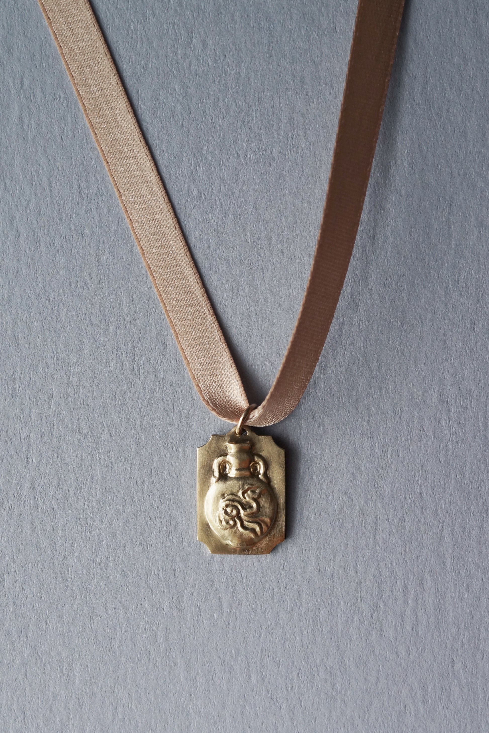 handmade gold pendant wax carved cloud vase