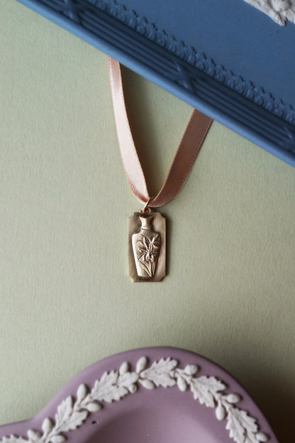 Relievo Pendant - Orchid Ping