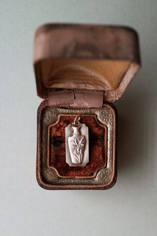 Relievo Pendant - Orchid Ping
